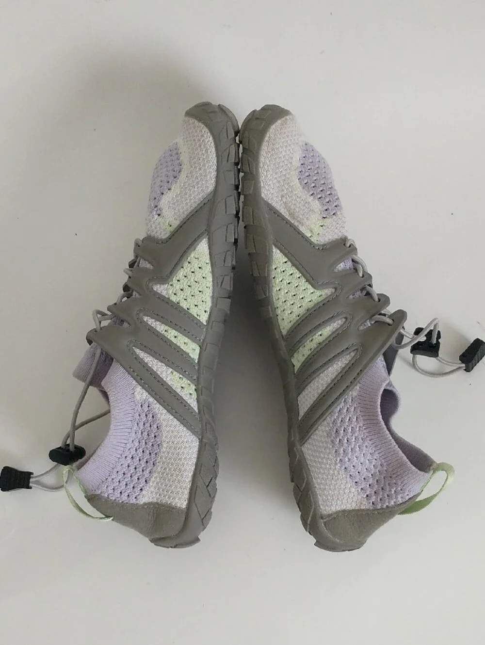 Stelle Big Kid's Lightweight Knit Slip-On Water Shoes. Lavender and Gray. SIZE 5